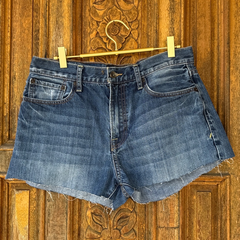 Lucky Brand Jean Cutoffs Size 32 - Picture 1 of 5